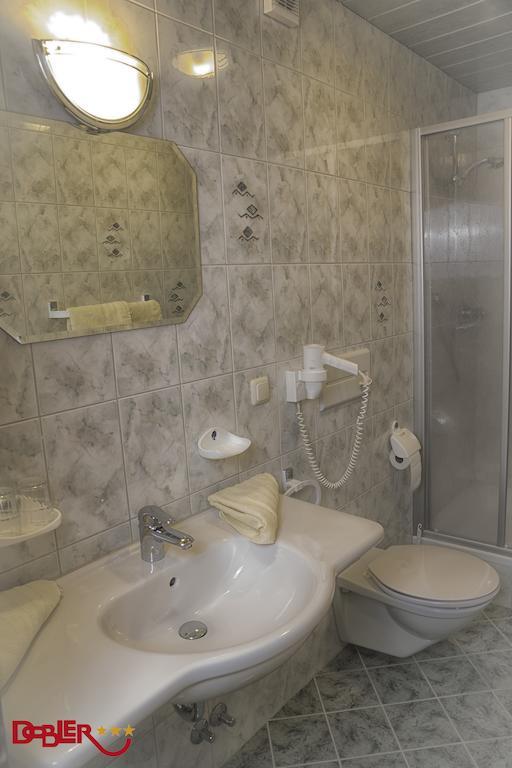 Ferienhotel Dobler 웨이센바크앰레치 객실 사진